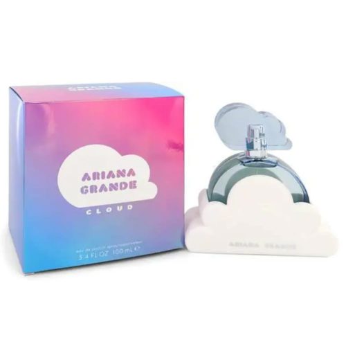 Imagen del perfume Cloud de Ariana Grande con una base y un tapón únicos en forma de nube, junto a su caja de color degradado.