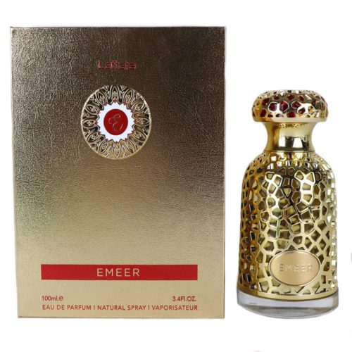 Eau de Parfum Lattafa Emeer, 3.4 fl oz (100 ml). La botella de perfume es dorada con un intrincado patrón de celosía y detalles de piedras rojas, otorgándole un aspecto majestuoso. El empaque tiene un acabado dorado texturizado con un emblema decorativo y detalles en rojo.