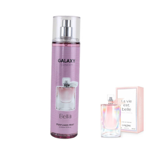 Vista frontal de la bruma perfumada Galaxy Concept en la variante "Bella". El frasco presenta un diseño rosa con la imagen de un frasco de perfume decorativo y el nombre del producto. A la derecha, una imagen adicional del frasco del perfume Lancôme La Vie Est Belle y su envase.