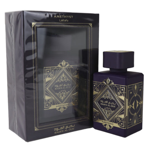 Bade'e Al Oud Amethyst Eau de Parfum 100ml de Lattafa, que muestra el frasco púrpura con intrincados detalles dorados junto a su lujoso envase negro y dorado a juego.