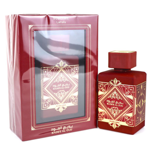 Badee Al Oud Sublime Eau de Parfum de Lattafa para hombre, 100 ml, con el frasco colocado junto a su envase granate y dorado a juego.