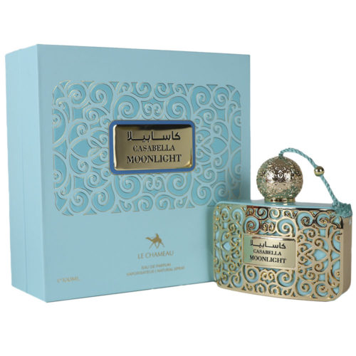Eau de Parfum Casabella Moonlight de Le Chameau, con el frasco decorado en oro junto a la caja azul claro a juego.