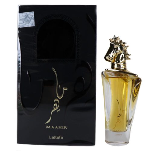 Eau de Parfum Lattafa Maahir, 3.4 fl oz (100 ml). La botella de perfume tiene un elegante diseño de vidrio curvado con líquido dorado en su interior y una distintiva tapa en forma de cabeza de caballo dorada. El empaque es negro brillante con caligrafía árabe en dorado y un elemento de arco decorativo