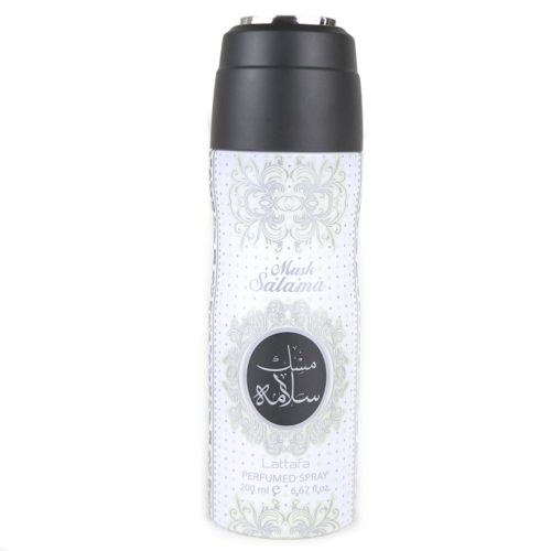 Musk Salama Perfumed Spray 200 ml de Lattafa con el tapón puesto, con un elegante diseño blanco y plateado con texto en árabe e inglés en la etiqueta.
