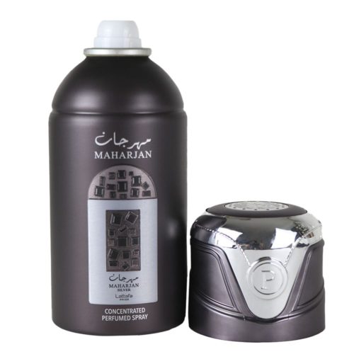 Frasco de spray perfumado concentrado Lattafa Maharjan Silver en plata oscura, expuesto con su tapón metálico al lado, con un diseño geométrico único y la marca árabe.