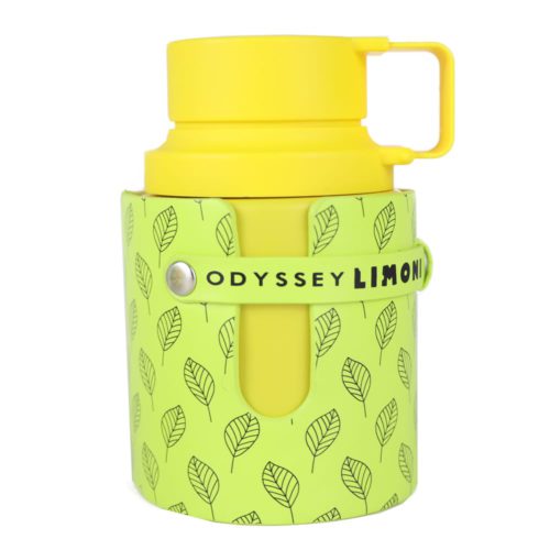 Un frasco de perfume amarillo brillante de Odyssey Limoni Fresh Edition con una funda decorativa verde con un motivo de hojas y un asa unida, que crea un aspecto fresco y alegre.