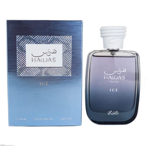 Frasco de Hawas for Him Ice Eau de Parfum junto a su caja azul metálica texturizada con patrones intrincados y marca en árabe e inglés.