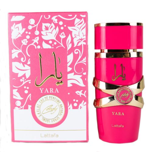 Perfumero Yara Candy de Lattafa en color rosa, con elegantes motivos florales y texto dorado en el centro.