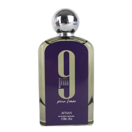 Primer plano del frasco de perfume 9PM Pour Femme de Afnan, destacando su diseño moderno con una tapa esférica plateada reflectante.