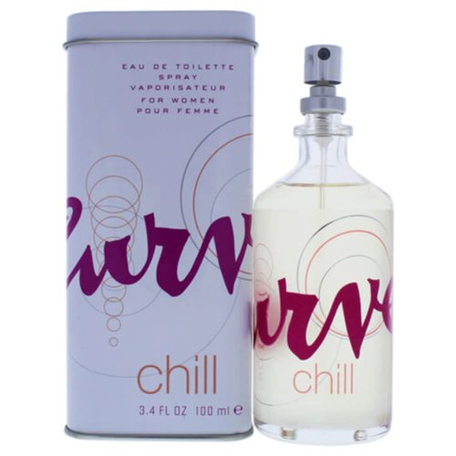 Curve Chill Eau de Toilette para mujer, 3.4 fl oz (100 ml). La botella transparente tiene un diseño minimalista con el logo 'Curve' en morado y 'chill' en naranja. El empaque es una lata de color lila con patrones circulares y branding a juego.