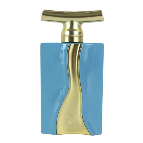 Primer plano de la botella de perfume Melodie, que presenta un llamativo diseño en azul y dorado con una distintiva tapa dorada en forma de T.