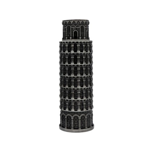Primer plano del frasco del perfume Pisa con forma de la Torre de Pisa y textura arquitectónica detallada.