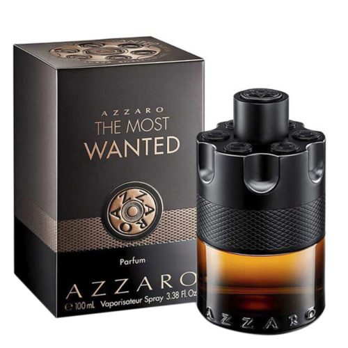 Azzaro The Most Wanted Parfum para hombre, con un audaz frasco negro y bronce en forma de cilindro de revólver, colocado junto a su empaque negro a juego con detalles dorados.